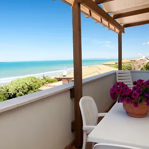Clara San Vincenzo
