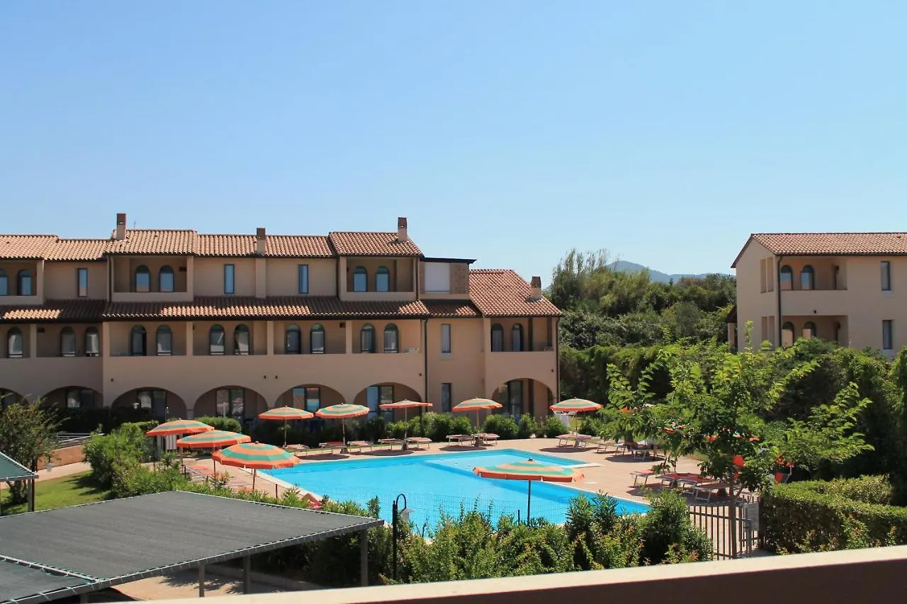 Residenza Dei Cavalleggeri Сан-Винченцо Италия