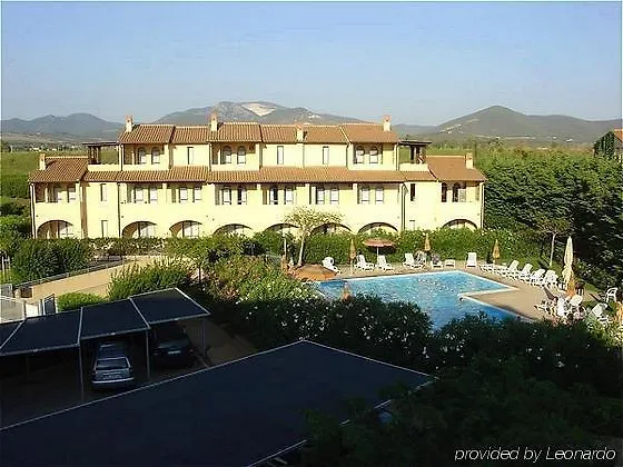 Residenza Dei Cavalleggeri San Vincenzo 3*,